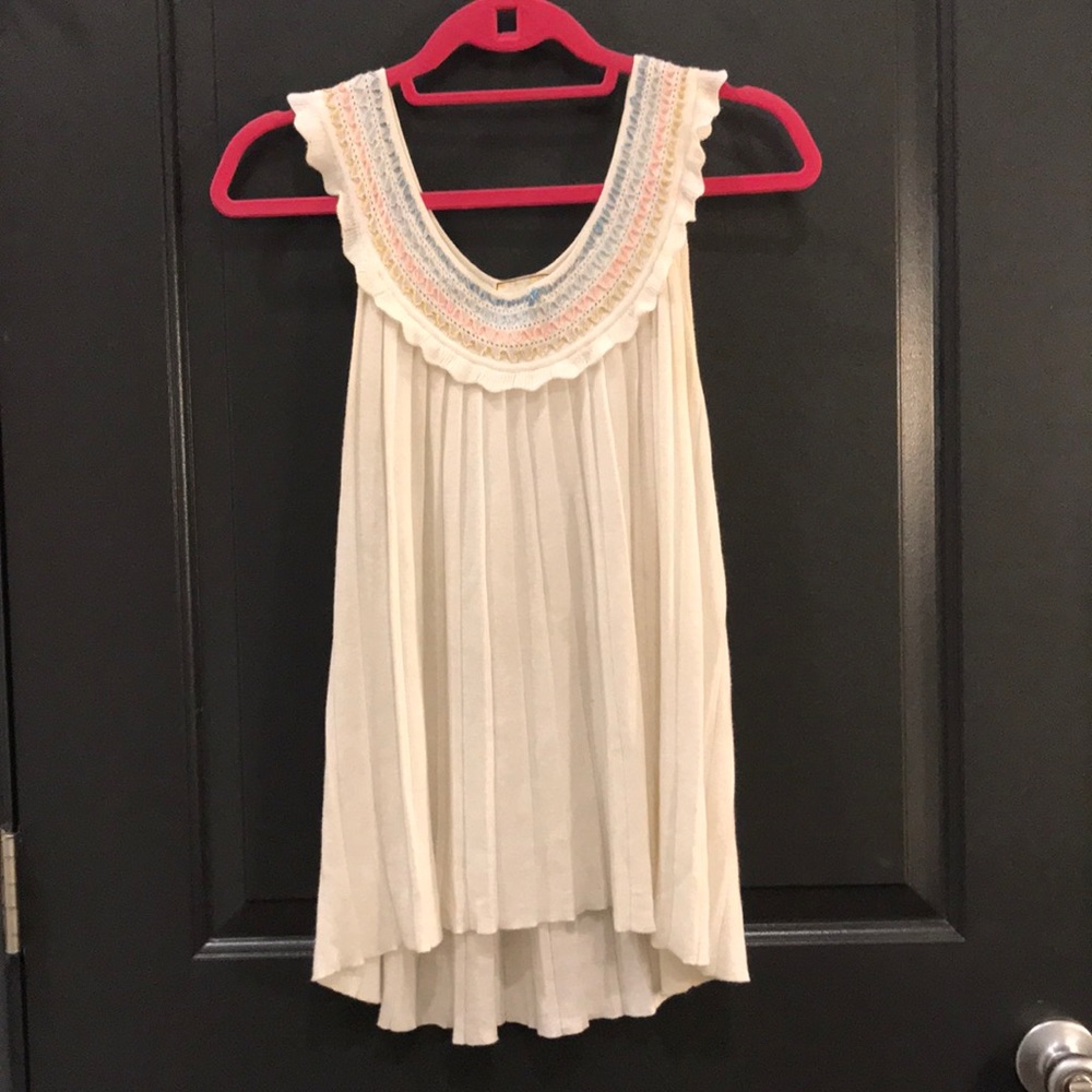 Anthropologie ruffle / pleated tank top
